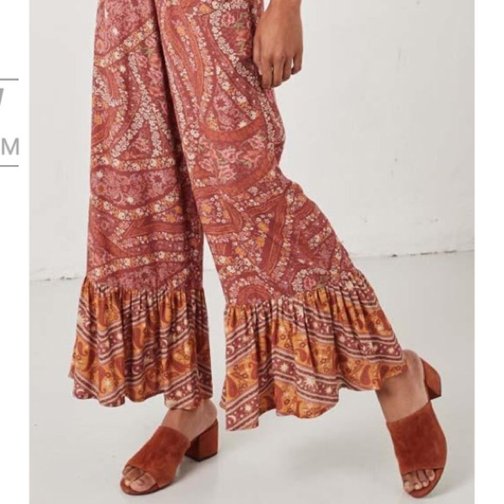 LAST ONE! 5⭐️ Indio Cropped Paisley Pants - Picture 6 of 8